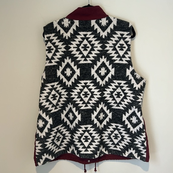 Entro Plus Size Utility Womens Vest Aztec Ikat Tribal Print Knit Back Pocket 1XL - Picture 3 of 16
